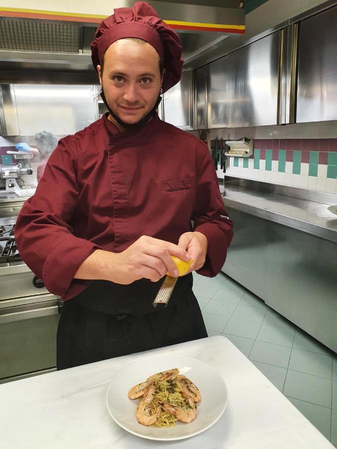 Albergo Ristorante Pozzi Bellaria-Igea Marina Exteriér fotografie