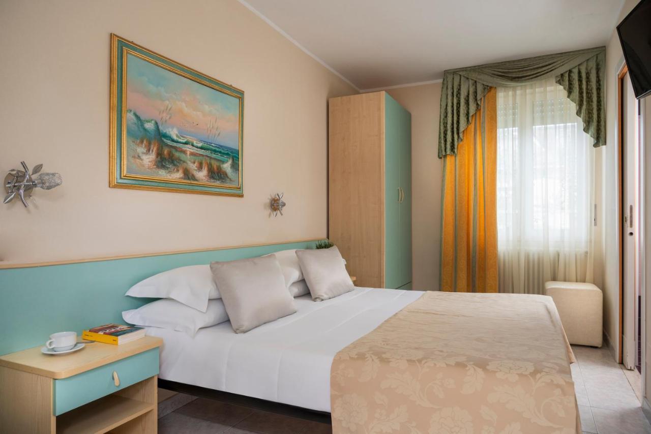 Albergo Ristorante Pozzi Bellaria-Igea Marina Exteriér fotografie