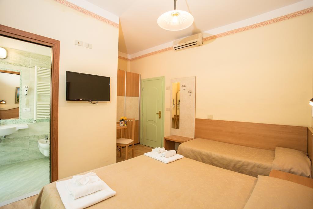 Albergo Ristorante Pozzi Bellaria-Igea Marina Exteriér fotografie