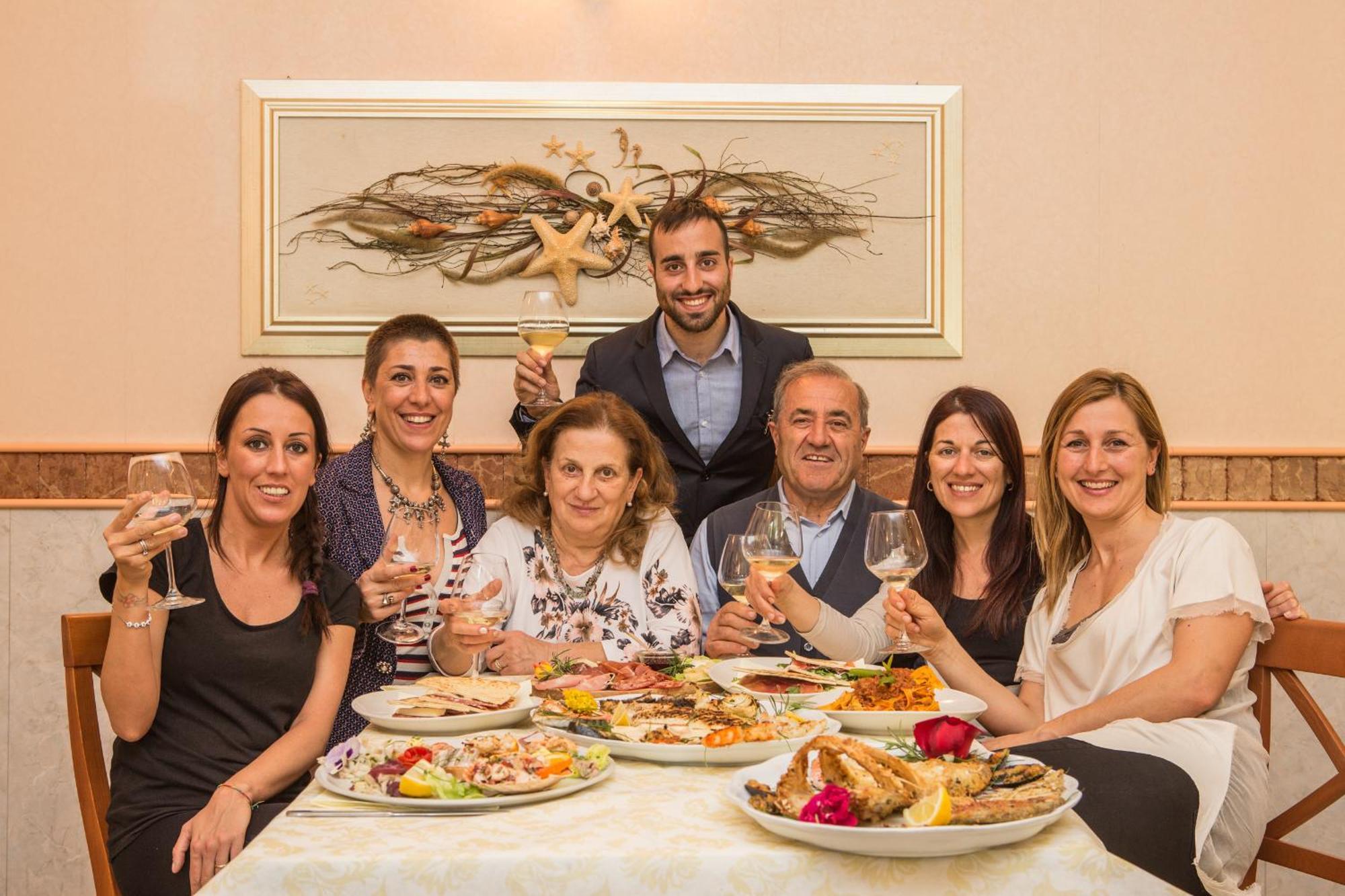 Albergo Ristorante Pozzi Bellaria-Igea Marina Exteriér fotografie